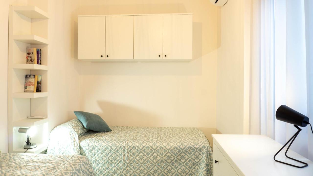 Luxury Apartment Dos Aceras Málaga Exteriör bild